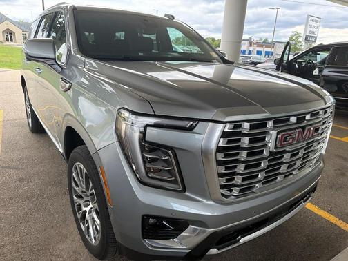 Sterling Metallic 2025 GMC Yukon Denali