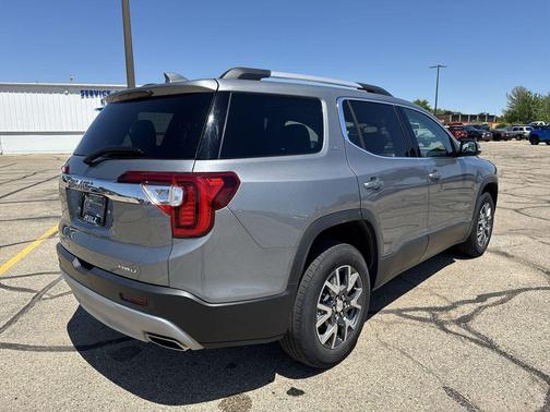 Sterling Metallic 2023 GMC Acadia AWD SLT