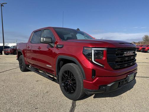 2023 GMC Sierra 1500 Elevation