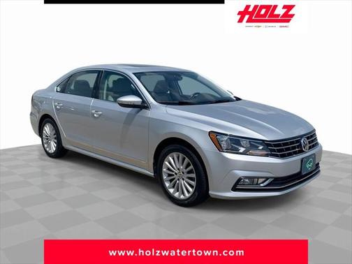 2016 Volkswagen Passat 1.8T SE w/Technology