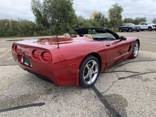 2001 Chevrolet Corvette Base