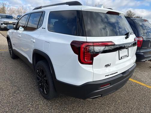 2023 GMC Acadia AWD SLE