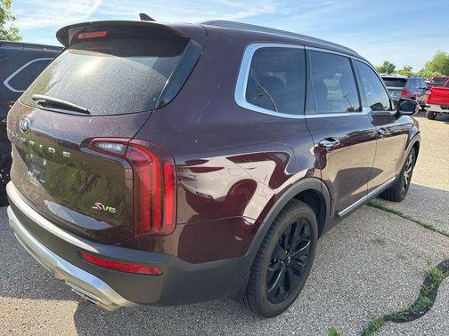 Sangria 2020 Kia Telluride S