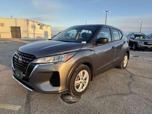 2023 Nissan Kicks S