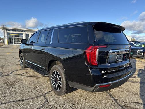 2021 GMC Yukon XL SLT
