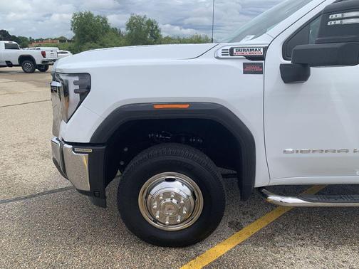 Summit White 2024 GMC Sierra 3500 Base