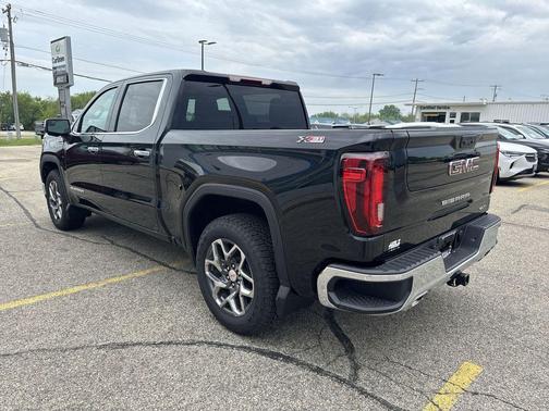 Onyx Black 2026 GMC Sierra 1500 SLT