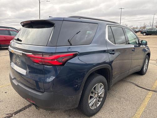 Northsky Blue Metallic 2022 Chevrolet Traverse LT Cloth