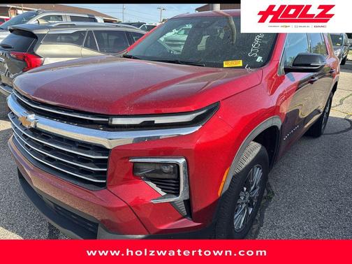 Radiant Red Tintcoat 2025 Chevrolet Traverse LT