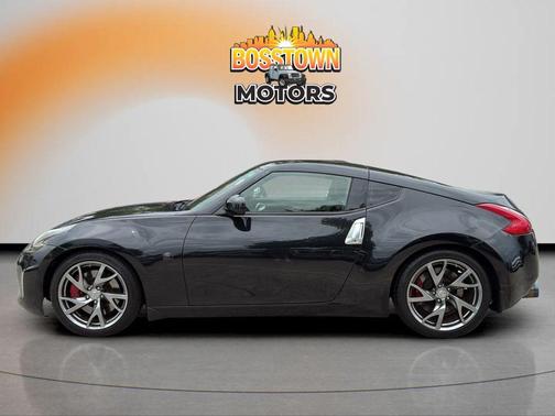 Magnetic Black Metallic 2014 Nissan 370Z Touring