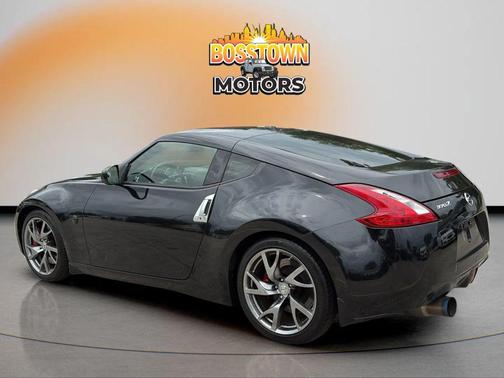 Magnetic Black Metallic 2014 Nissan 370Z Touring