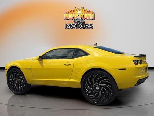 Rally Yellow 2010 Chevrolet Camaro 2LT