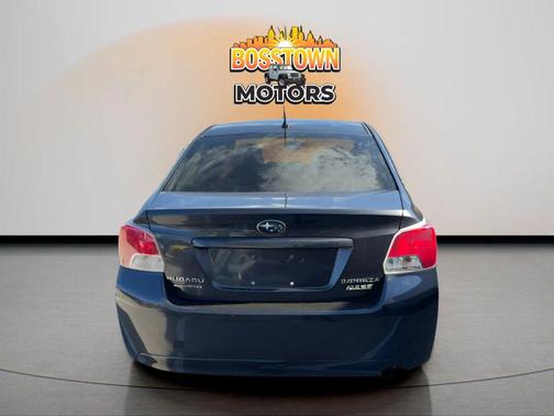 2012 Subaru Impreza 2.0i