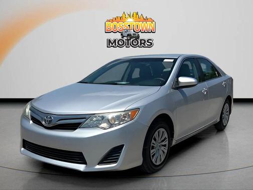 Classic Silver Metallic 2012 Toyota Camry LE