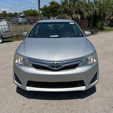 Classic Silver Metallic 2012 Toyota Camry LE