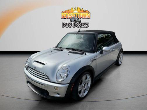 2006 MINI Cooper S Base