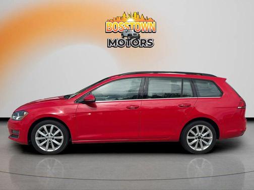 Tornado Red 2016 Volkswagen Golf SportWagen TSI SE 4-Door