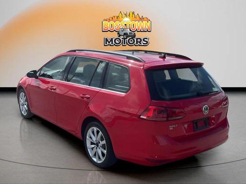 Tornado Red 2016 Volkswagen Golf SportWagen TSI SE 4-Door