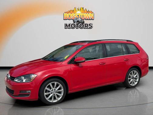 Tornado Red 2016 Volkswagen Golf SportWagen TSI SE 4-Door