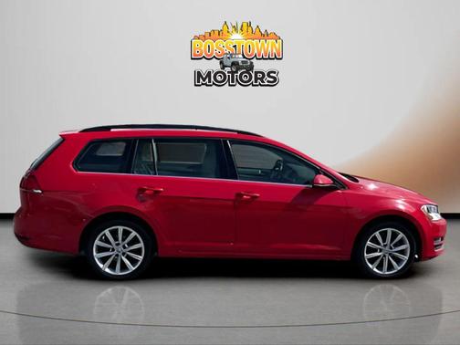 Tornado Red 2016 Volkswagen Golf SportWagen TSI SE 4-Door