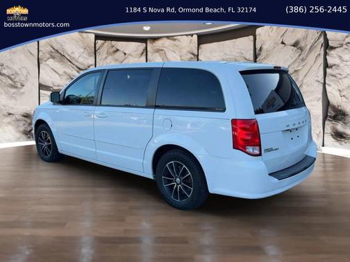 2017 Dodge Grand Caravan SE