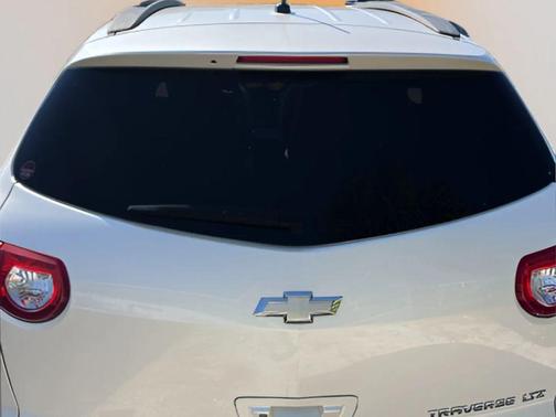 2011 Chevrolet Traverse LTZ