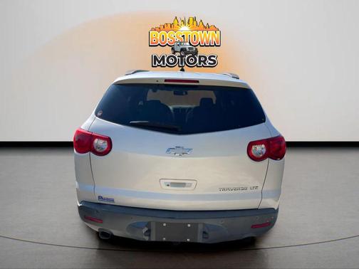 2011 Chevrolet Traverse LTZ