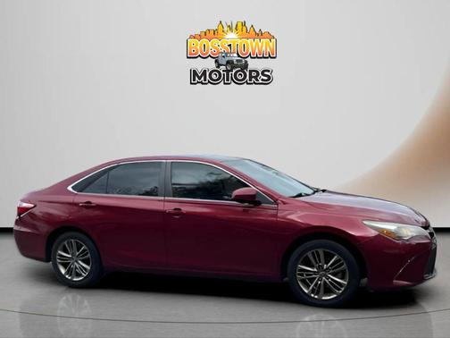 2017 Toyota Camry SE