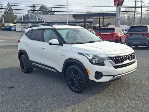 2022 Kia Seltos Nightfall