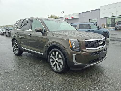 2022 Kia Telluride S
