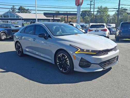 2022 Kia K5 GT-Line