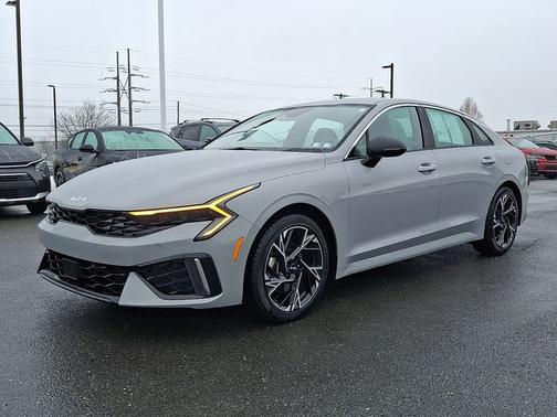 2025 Kia K5 GT-Line