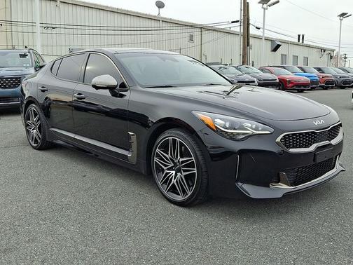 2023 Kia Stinger GT2