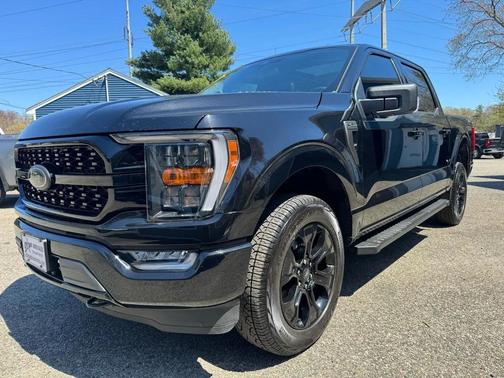 Agate Black Metallic 2023 Ford F-150 XLT