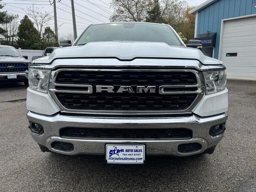 Bright White Clearcoat 2022 RAM 1500 Big Horn/Lone Star