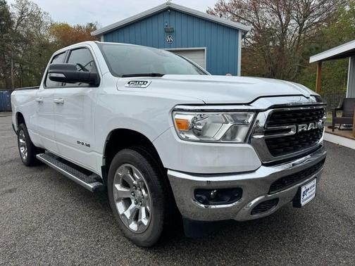 Bright White Clearcoat 2022 RAM 1500 Big Horn/Lone Star