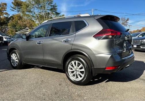 2018 Nissan Rogue SV