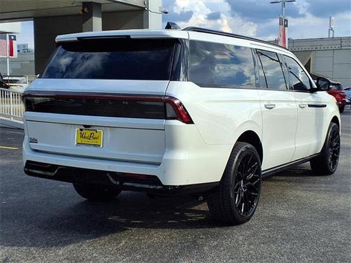 2025 Lincoln Navigator L Reserve