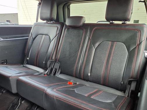 Star White 2022 Ford Expedition Max Limited