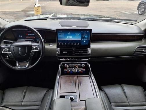 2022 Lincoln Navigator L Black Label