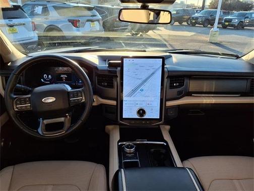 2024 Ford Expedition Platinum