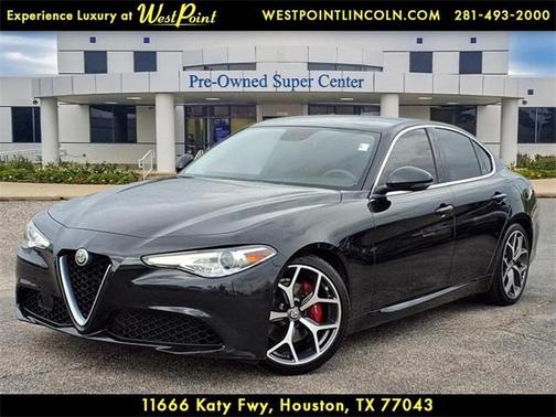 2019 Alfa Romeo Giulia Base