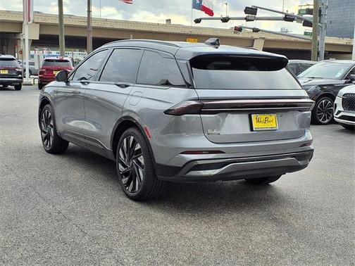 2025 Lincoln Nautilus Reserve