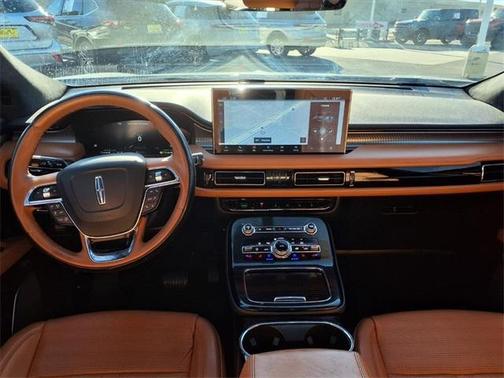 2022 Lincoln Nautilus Black Label