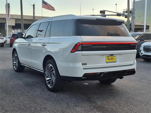 2025 Lincoln Navigator Reserve