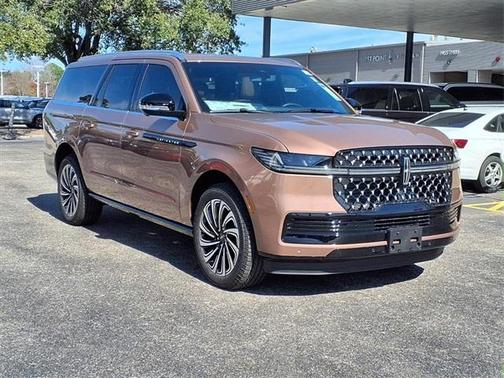 2025 Lincoln Navigator L Black Label