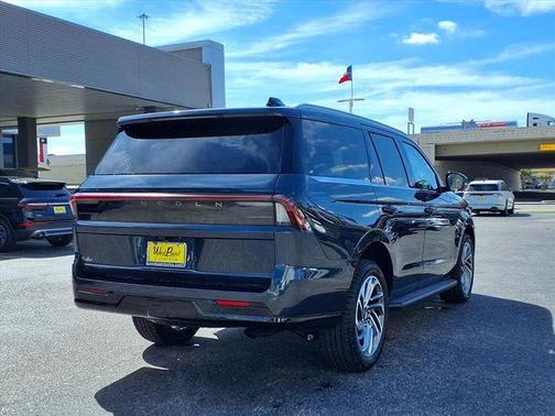 Blue Metallic 2026 Lincoln Navigator Premiere