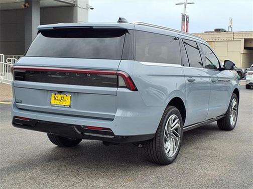 2026 Lincoln Navigator L Reserve
