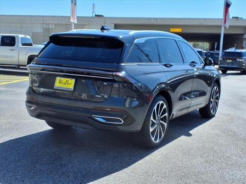 2025 Lincoln Nautilus Black Label