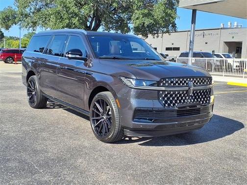 2025 Lincoln Navigator L Black Label